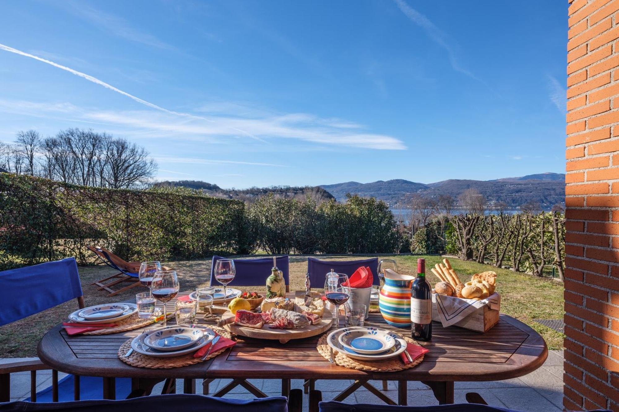 La Luna Nel Lago Lake View Garden - Happy Rentals 伊斯普拉 外观 照片